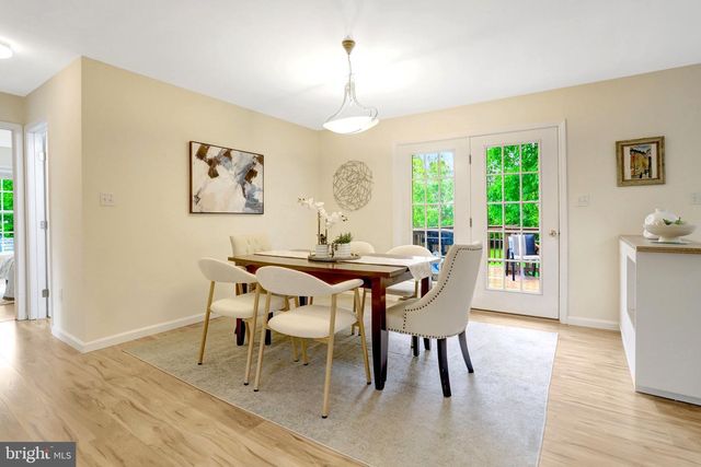 6703 OAK DR, Alexandria, VA 22306