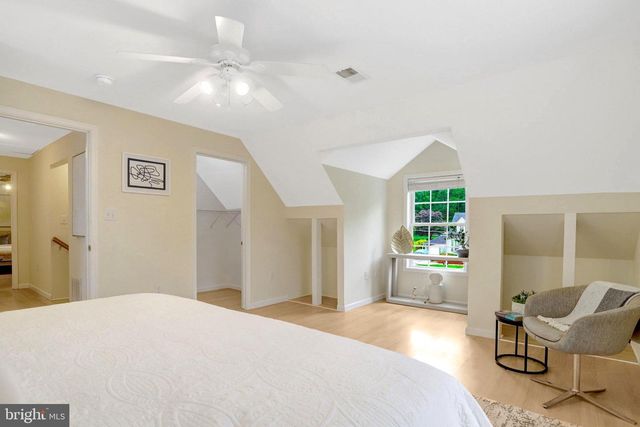 6703 OAK DR, Alexandria, VA 22306