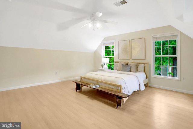 6703 OAK DR, Alexandria, VA 22306