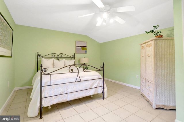 6703 OAK DR, Alexandria, VA 22306