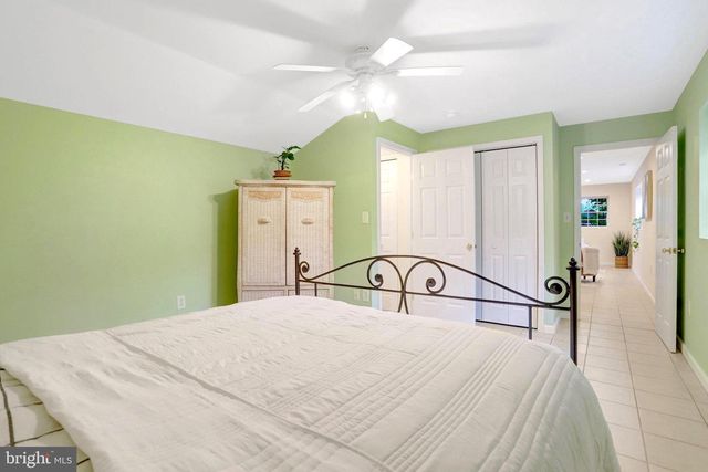 6703 OAK DR, Alexandria, VA 22306