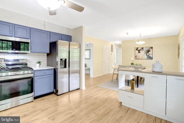 6703 OAK DR, Alexandria, VA 22306