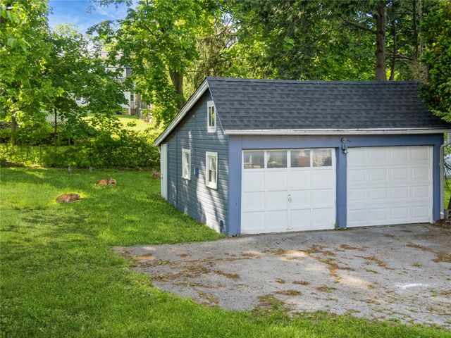 34 Woodland Avenue, Poughkeepsie, NY 12603