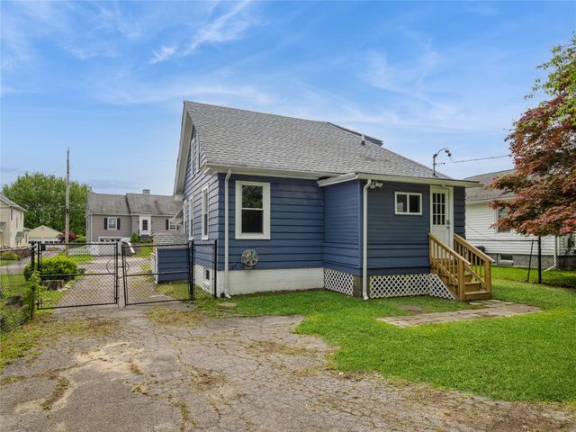 34 Woodland Avenue, Poughkeepsie, NY 12603