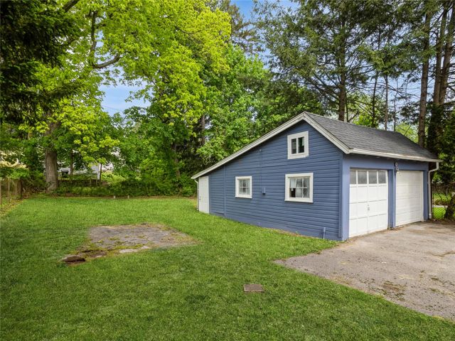 34 Woodland Avenue, Poughkeepsie, NY 12603