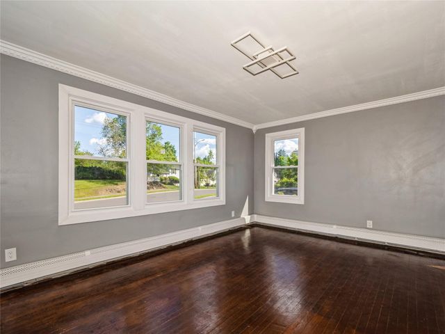 34 Woodland Avenue, Poughkeepsie, NY 12603