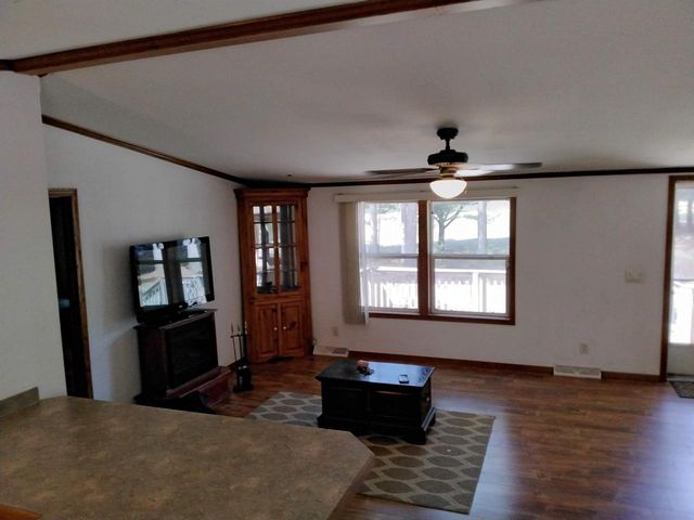 W3959 Elk Avenue, Montello, WI 53949