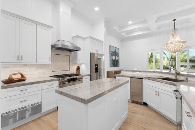 118 Villa Bella Drive, Plantation Key, FL 33036