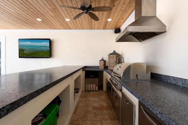 118 Villa Bella Drive, Plantation Key, FL 33036