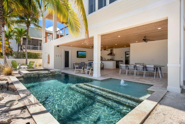 118 Villa Bella Drive, Plantation Key, FL 33036