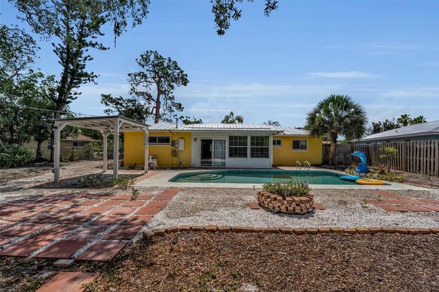 355 MCARTHUR AVENUE, Sarasota, FL 34243