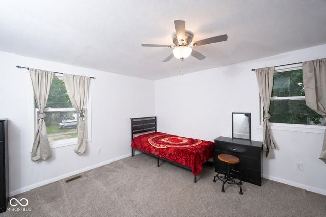 2712 Fletcher Street, Anderson, IN 46016