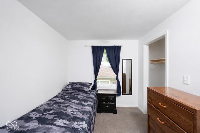 2712 Fletcher Street, Anderson, IN 46016