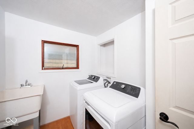 2712 Fletcher Street, Anderson, IN 46016