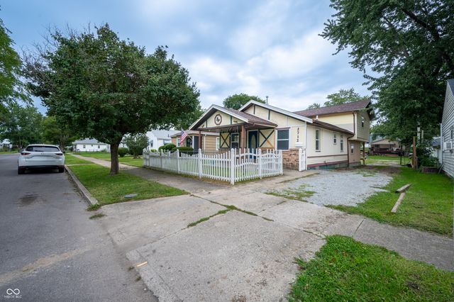 2712 Fletcher Street, Anderson, IN 46016