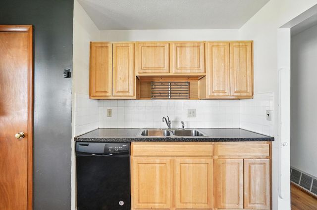 3701 Christie Road W, Columbus, OH 43207