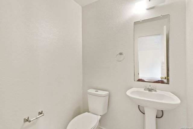9135 Malabar Canyon, San Antonio, TX 78245