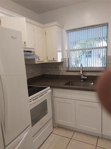 1300 N 17th Ave 202, Hollywood, FL 33020