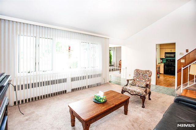 560 Boulevard, New Milford, NJ 07646