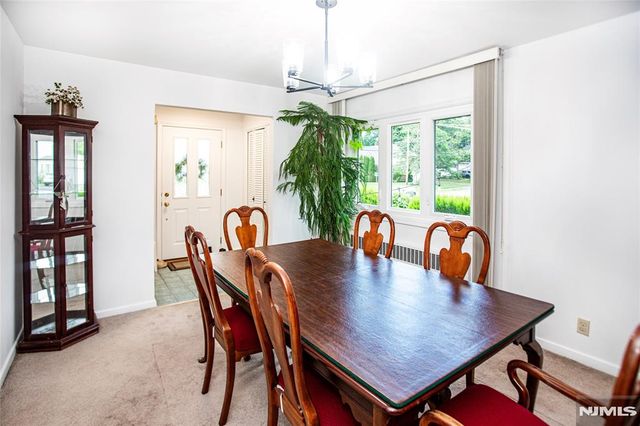 560 Boulevard, New Milford, NJ 07646