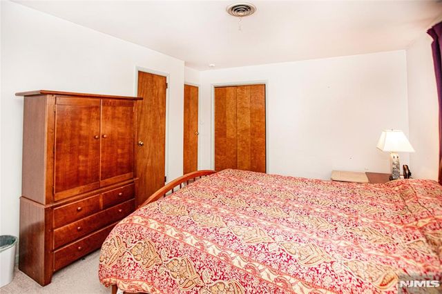 560 Boulevard, New Milford, NJ 07646