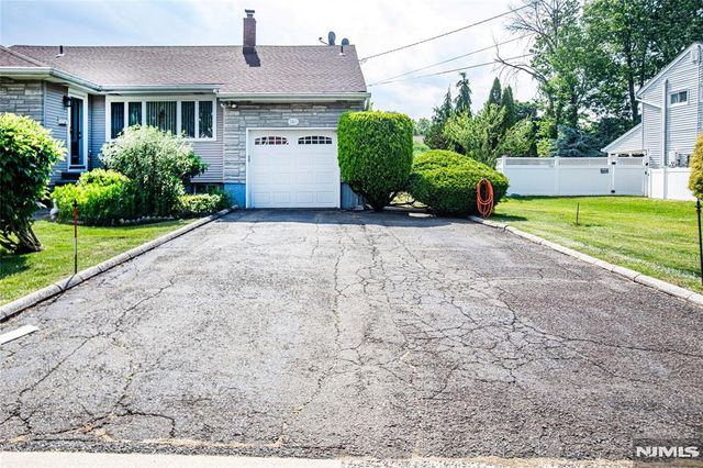 560 Boulevard, New Milford, NJ 07646