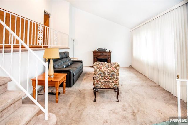 560 Boulevard, New Milford, NJ 07646