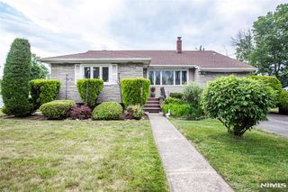560 Boulevard, New Milford, NJ 07646
