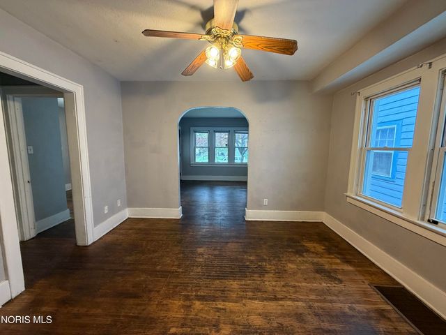 2049 Berkshire Place, Toledo, OH 43613