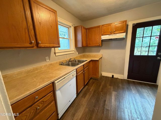 2049 Berkshire Place, Toledo, OH 43613