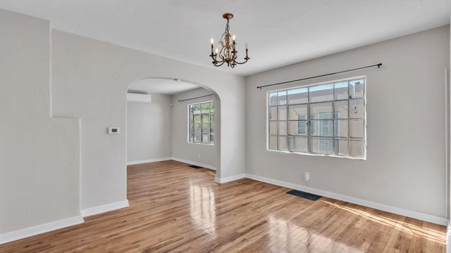 205 Harvard Drive SE, Albuquerque, NM 87106