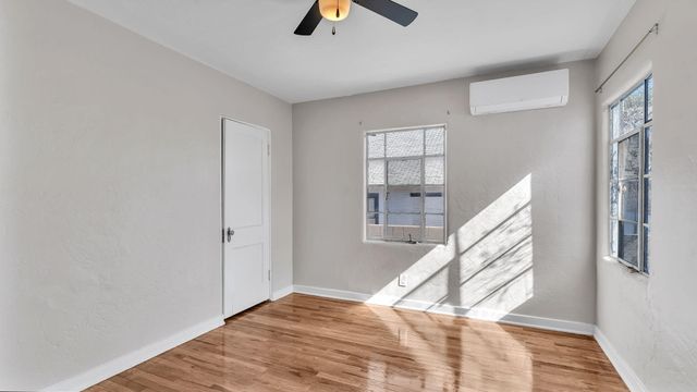 205 Harvard Drive SE, Albuquerque, NM 87106