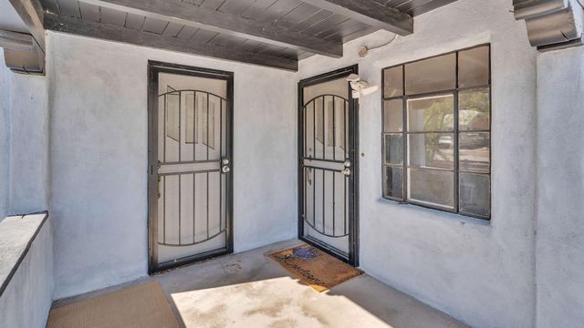 205 Harvard Drive SE, Albuquerque, NM 87106