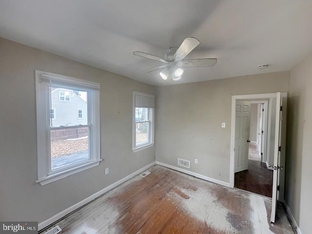 24 KESWICK AVE, Ewing, NJ 08628