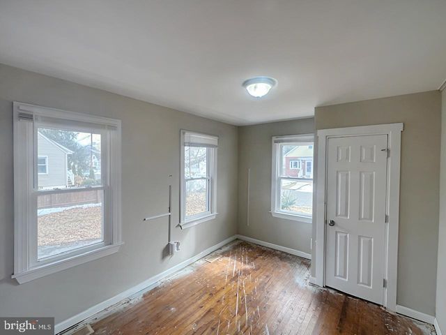 24 KESWICK AVE, Ewing, NJ 08628