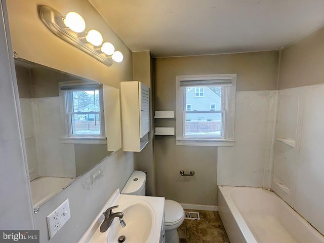 24 KESWICK AVE, Ewing, NJ 08628