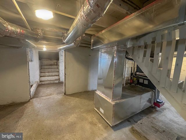 24 KESWICK AVE, Ewing, NJ 08628