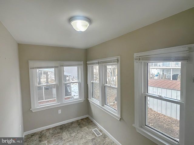 24 KESWICK AVE, Ewing, NJ 08628