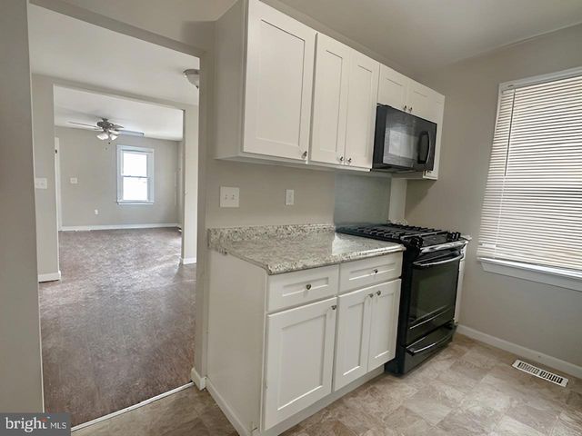 24 KESWICK AVE, Ewing, NJ 08628