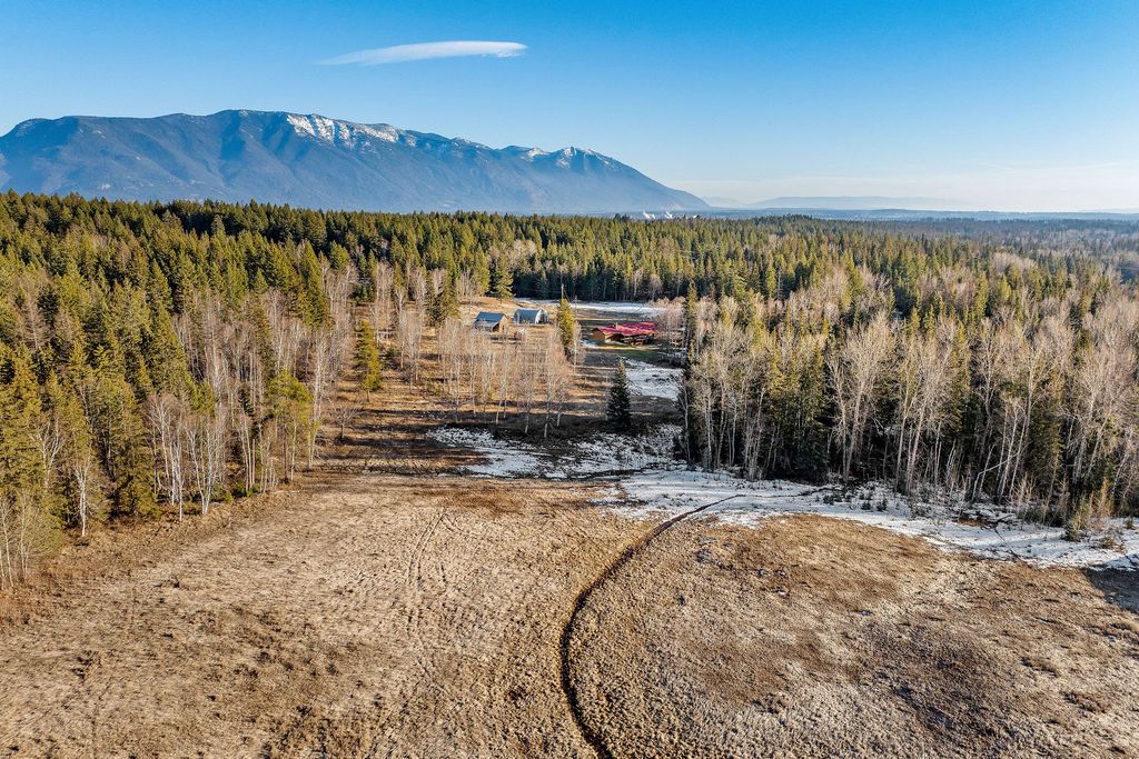 2035 Tamarack Lane, Columbia Falls, MT 59912 photo 5