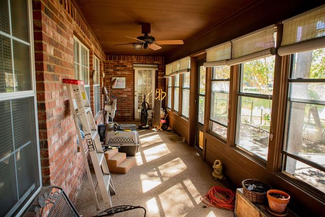 20035 County Road 4114, Lindale, TX 75771
