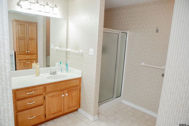 20035 County Road 4114, Lindale, TX 75771