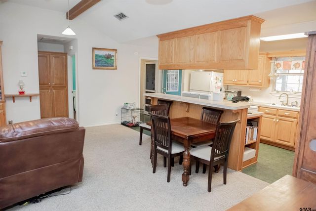 20035 County Road 4114, Lindale, TX 75771