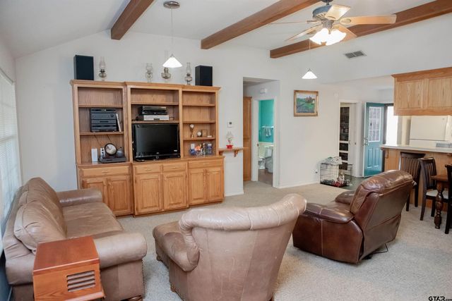 20035 County Road 4114, Lindale, TX 75771