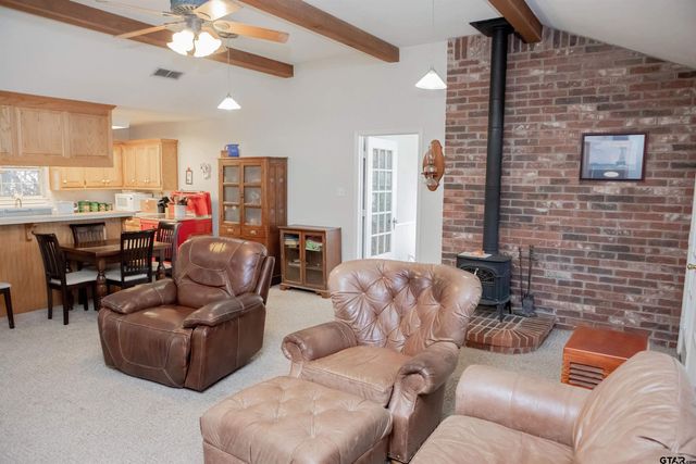 20035 County Road 4114, Lindale, TX 75771