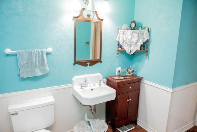 20035 County Road 4114, Lindale, TX 75771