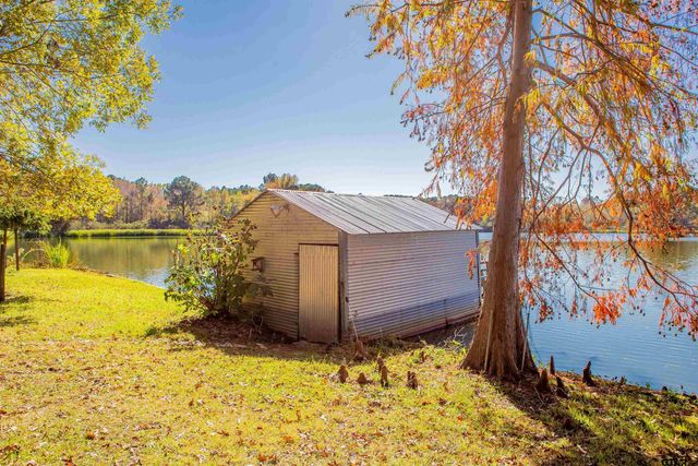 20035 County Road 4114, Lindale, TX 75771