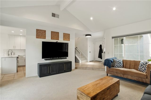 14 Ash Creek Lane 93, Laguna Hills, CA 92653