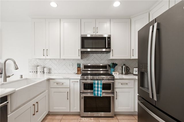 14 Ash Creek Lane 93, Laguna Hills, CA 92653