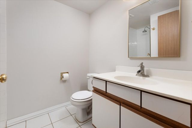 235 Indianwood Lane, West Chicago, IL 60185